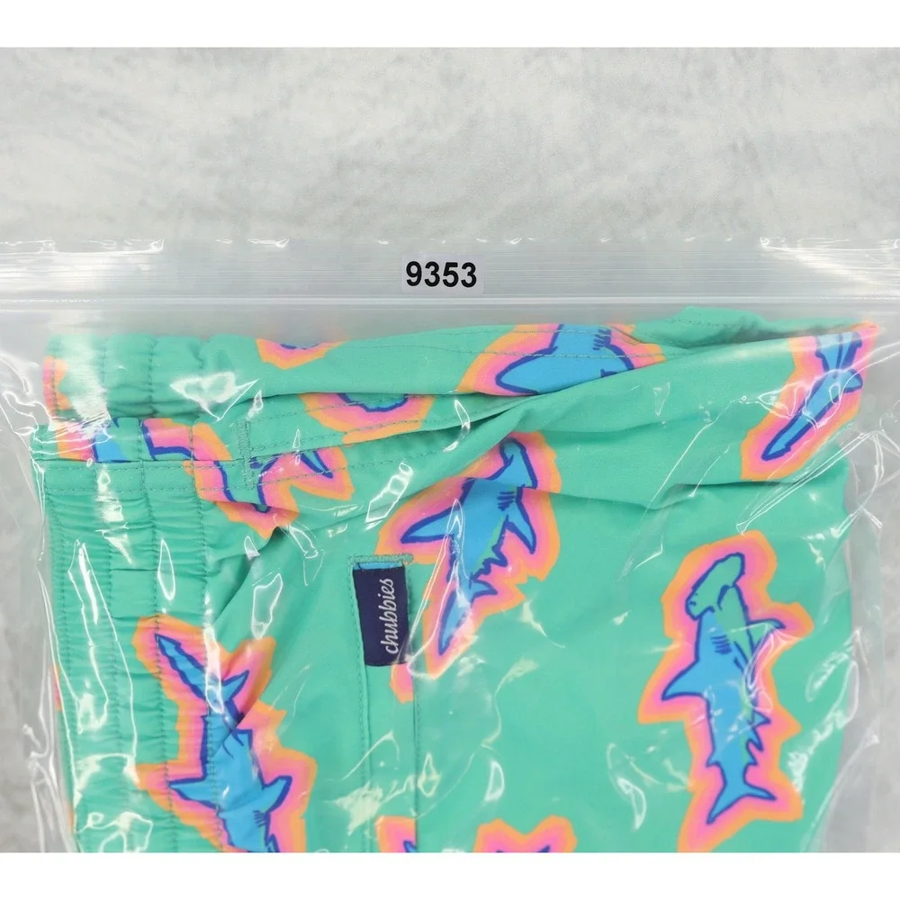 Chubbies The Apex Swimmers Trunks Mens Large Green Hammerhead Shark Print 5.5